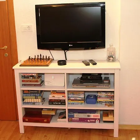 Excelsior Apartment *
